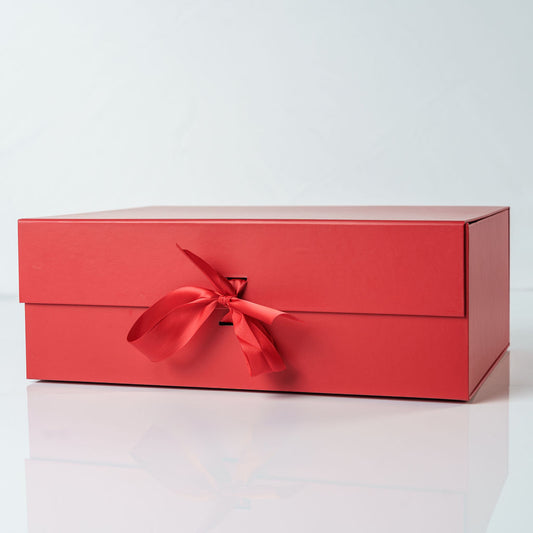 Boitage Rouge a fermeture magnetique 33x25x12cm + ruban