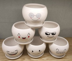 Lots de 12 cache pots smiley 9,5x8cm