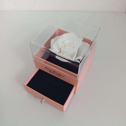 Ecrin à bijou Rose 9x9x10cm avec rose éternel blanche dia. 5-6cm