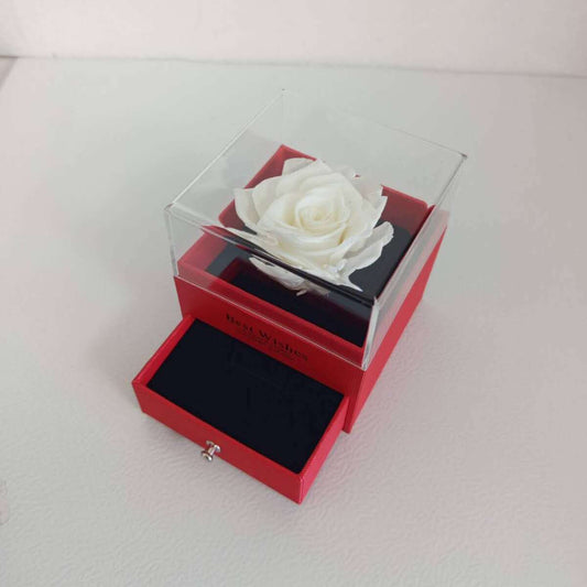 Ecrin à bijou Rouge 9x9x10cm avec rose éternel blanche dia. 5-6cm