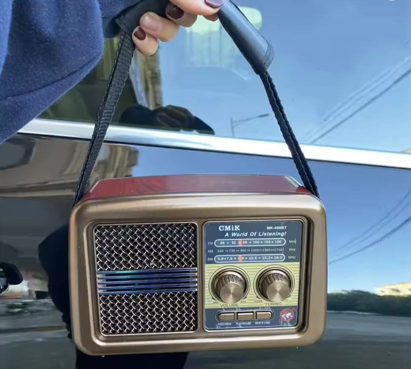 Radio vintage portatif