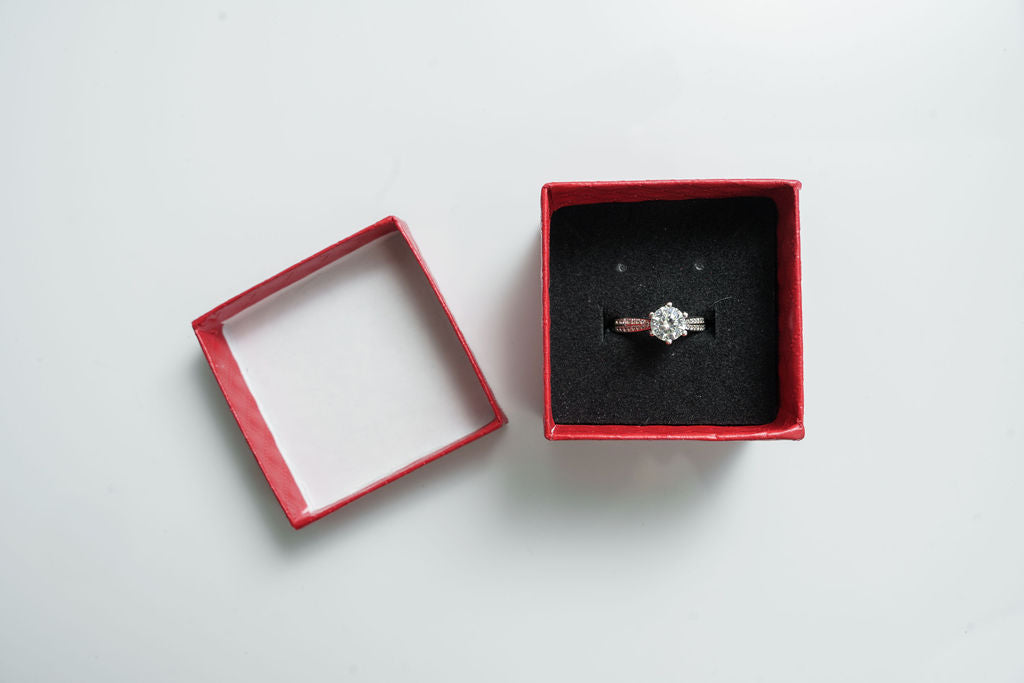 Ecrin a Bijoux Rouge 5x5cm